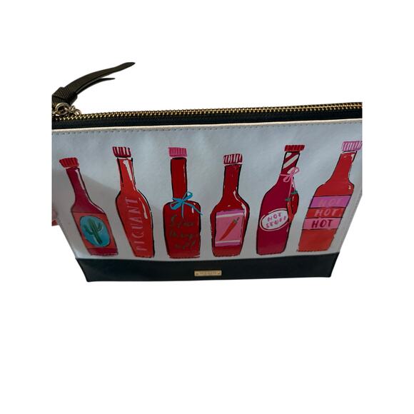 Kate Spade New York “Spice Things Up” Hot Sauce Bottle Wristlet Clutch - Picture 7 of 11